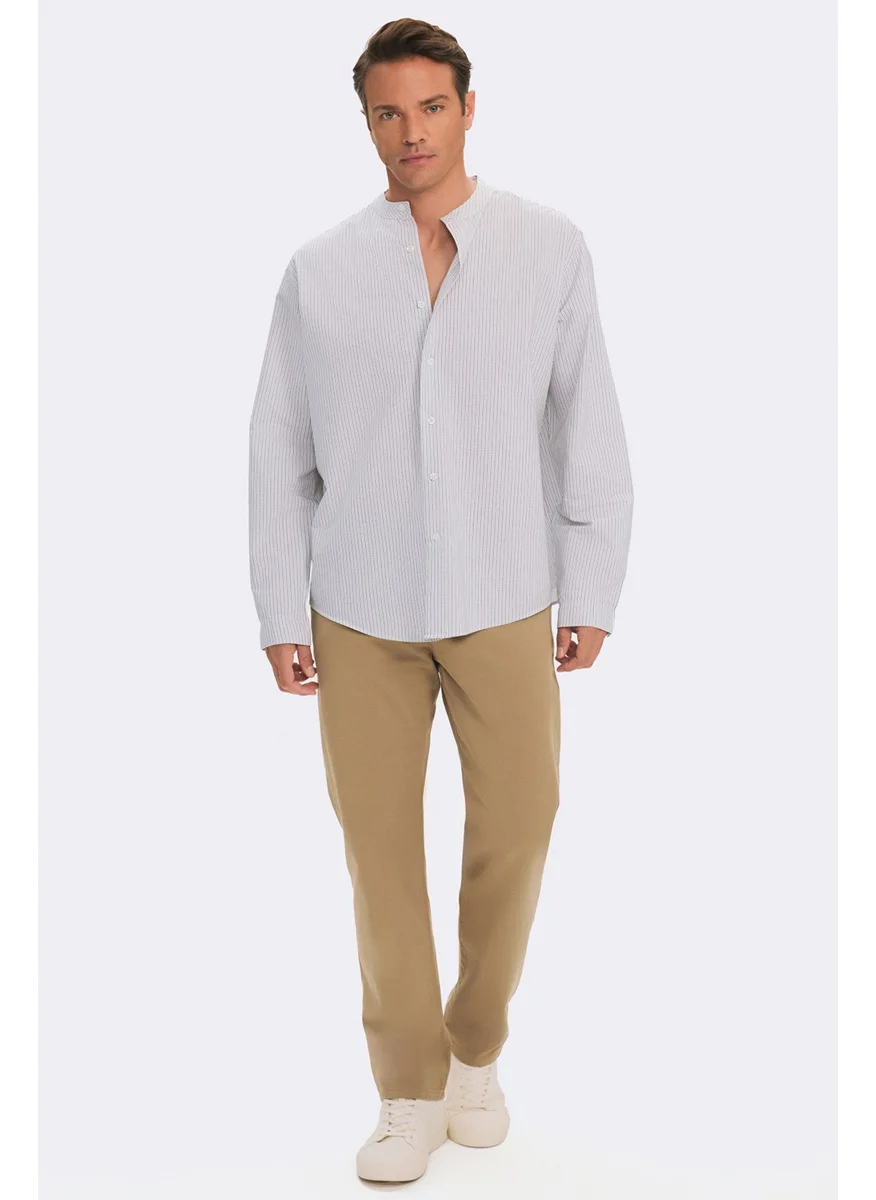 JUNE Exclusive Men's Regular Fit Judge Collar Shirt