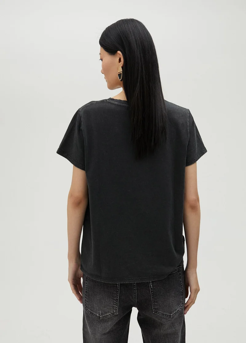 Lola Casademunt Summer T-shirt with rhinestones