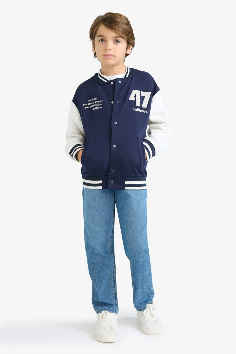 ديفاكتو Boy Printed College Collar Bomber Jacket