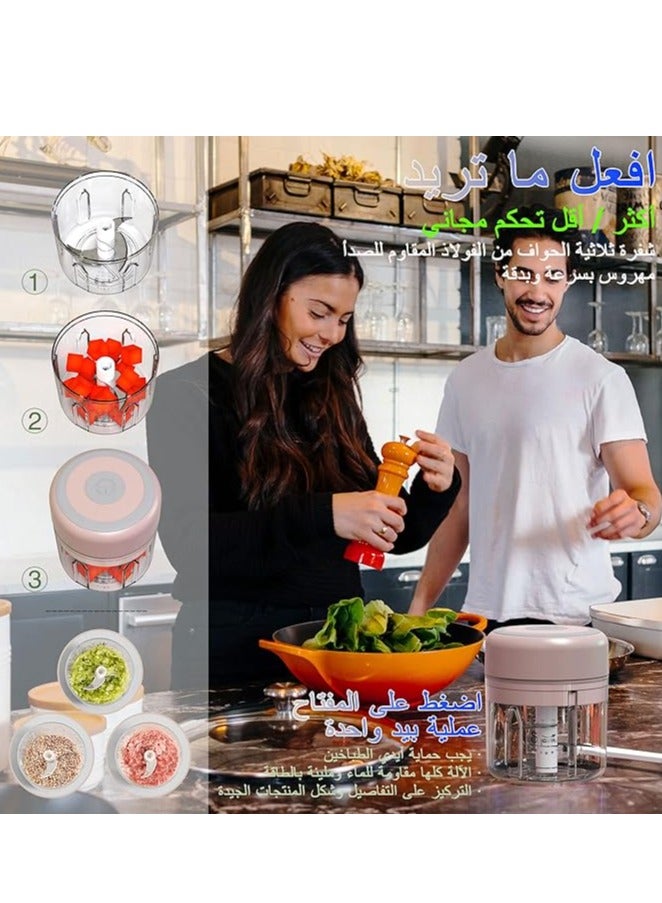 Syarme مفرمة ثوم كهربائية صغيرة 250 مل، قابلة للشحن عبر USB مع بطارية مدمجة، تستخدم لهرس البصل والثوم والفلفل والمكسرات، إلخ. تحتوي على أداة مزدوجة الاستخدام لملعقة وفرشاة. - Image 4