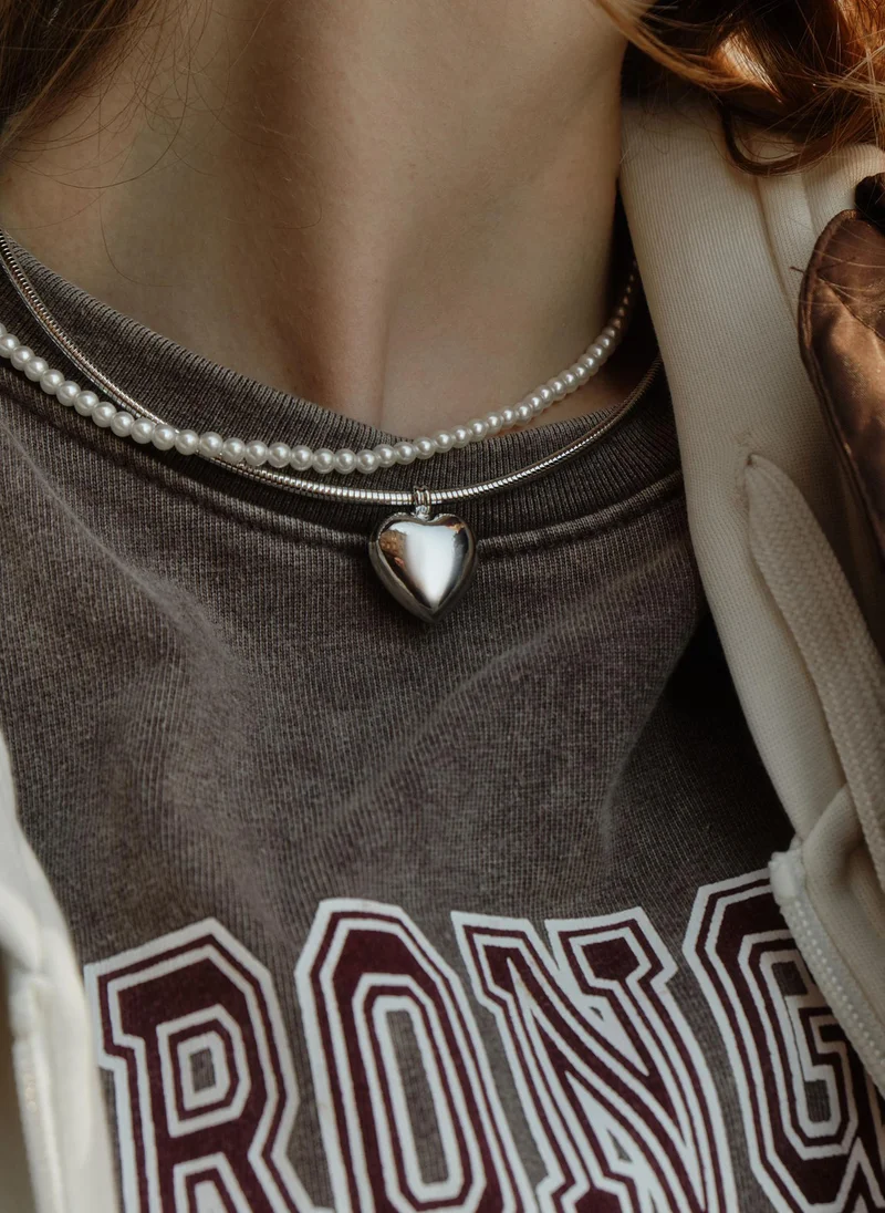 Round chain with heart pendant