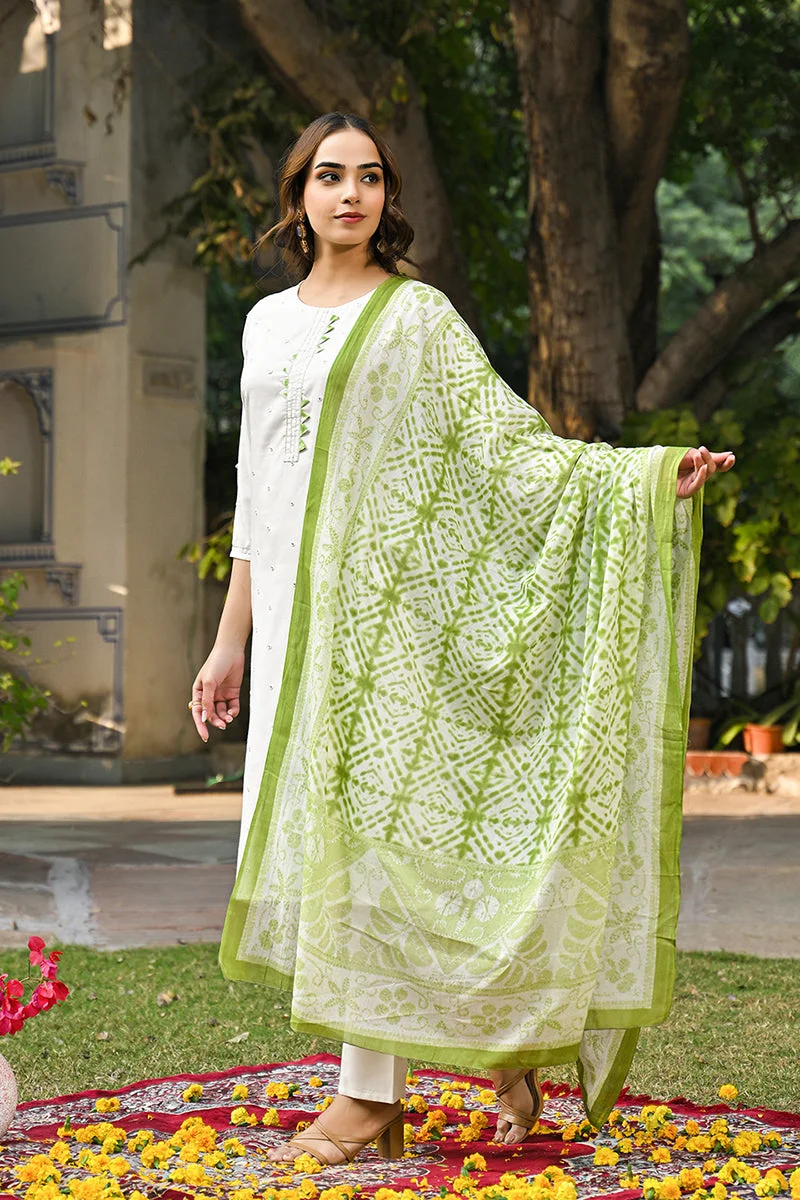 ZERESOUQ Green Rayon Blend Solid Embroidered Straight Kurta Set