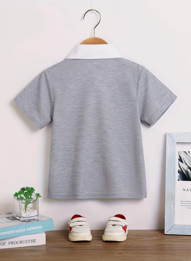 تايك تو قميص ولادي رمادي بياقة مزدوجة  في - Image 2