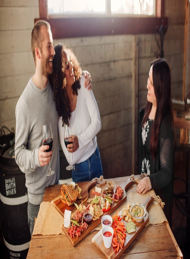 بيكنك تايم لوح تقديم من خشب الأكاسيا الفاخر مقاس 24 بوصة من مجموعة PICNIC TIME NFL Baltimore Ravens بحواف خشبية طبيعية، لوح جبن، طبق تقديم - Image 5
