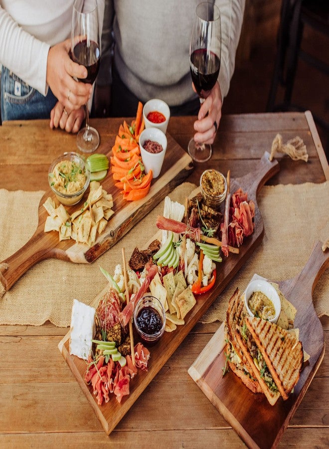 بيكنك تايم لوح تقديم من خشب الأكاسيا الفاخر مقاس 24 بوصة من مجموعة PICNIC TIME NFL Baltimore Ravens بحواف خشبية طبيعية، لوح جبن، طبق تقديم - Image 4