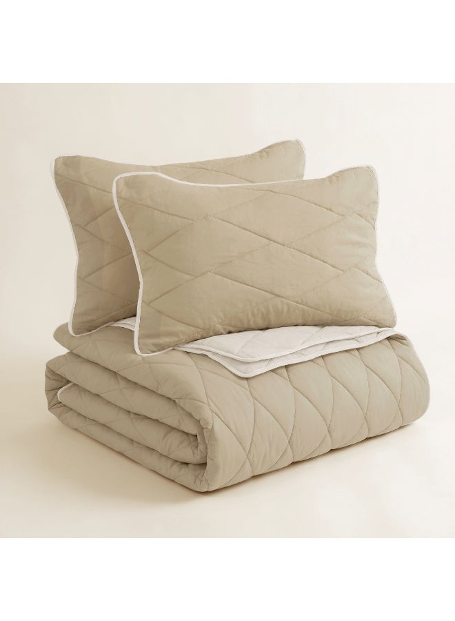 Morano Aura Quilt Set 230x250 cm with 2 Pillowcases 50x70 cm Double-Brushed Microfibre, Hollow Fibre Fill,  Machine Washable - Image 1