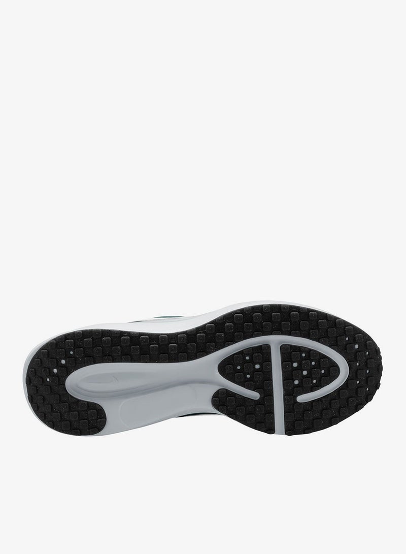 Nike Revolution 8 - Image 4