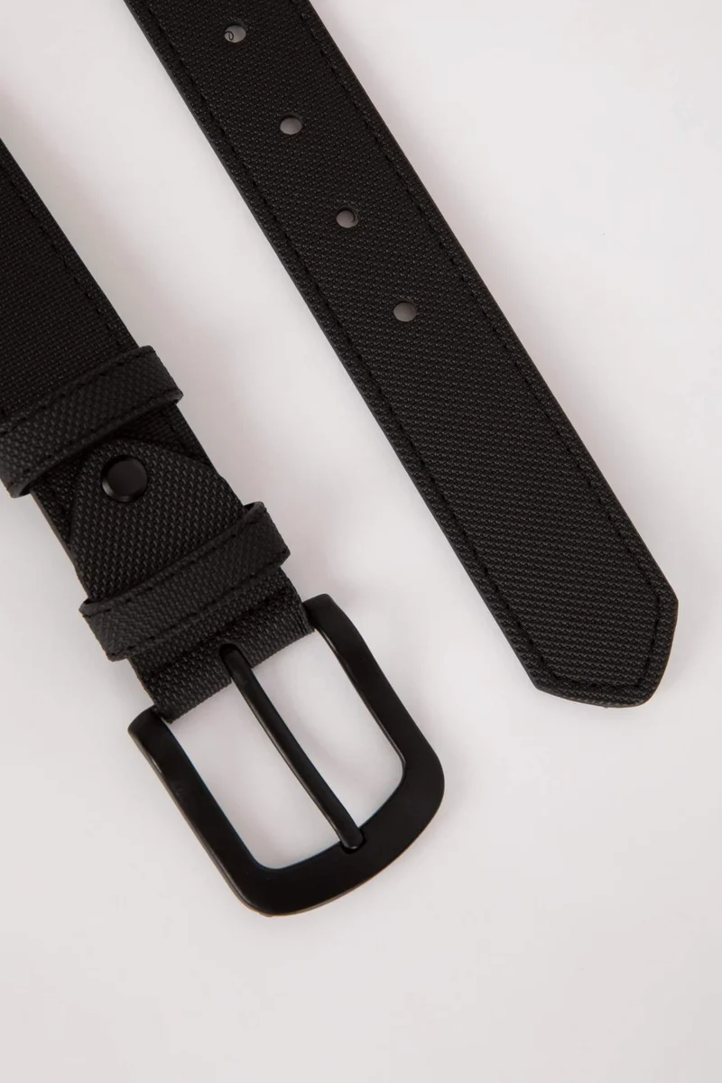 ديفاكتو Men's Oval Buckle Faux Leather Belt