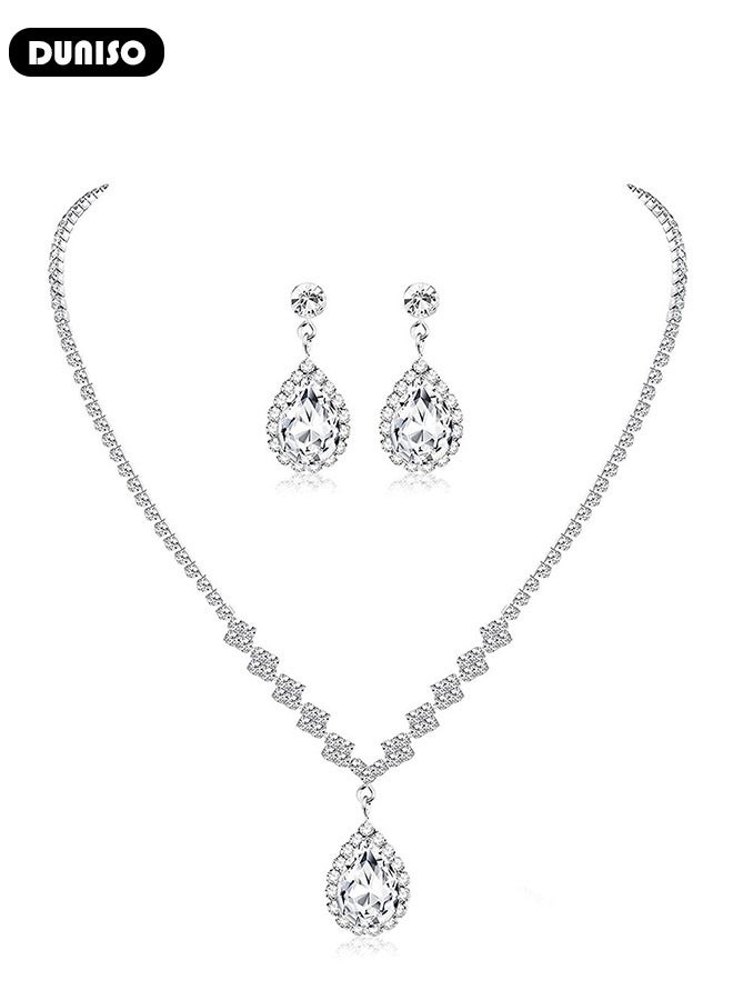 DUNISO 4Pcs Silver Jewelry Set with Clutch Purse, Deluxe Bag for Light Luxury Dinner Party, Bridal Wedding Choker Bracelet, Water Drop Pendant Necklace, Women Rhinestone Evening Clutch Bag  - Image 5