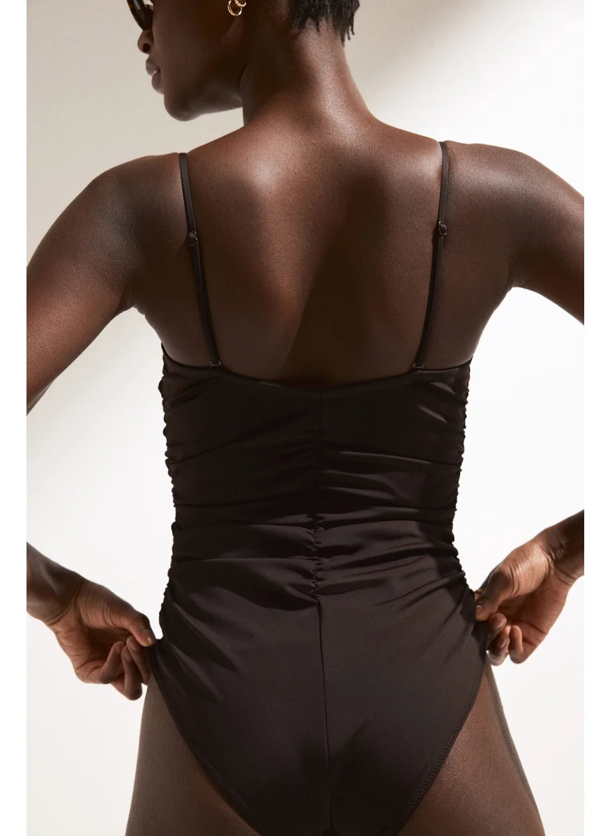 H&M Medium Shape Bandeau Swimsuit