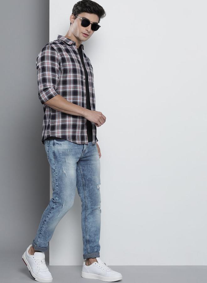 The Indian Garage Co Men Mid Rise Distressed Jeans - Image 5