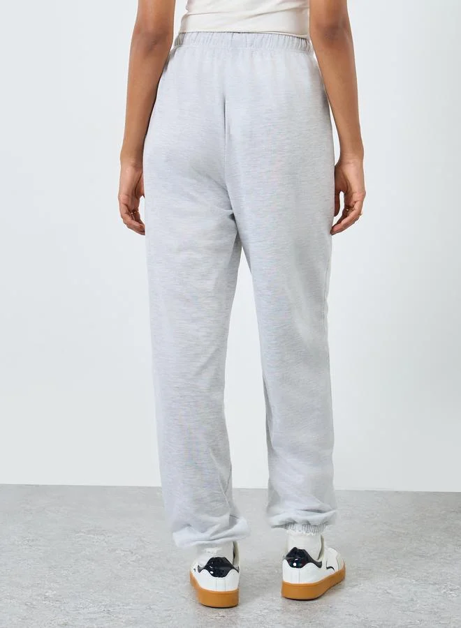 Styli Styli Embroidered Relaxed Fit Joggers