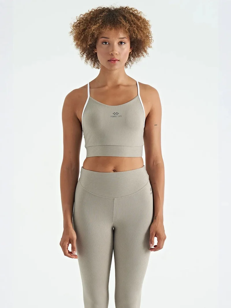 تومي لايف TOMMY Fitted Sleeveless Crop Sports Top
