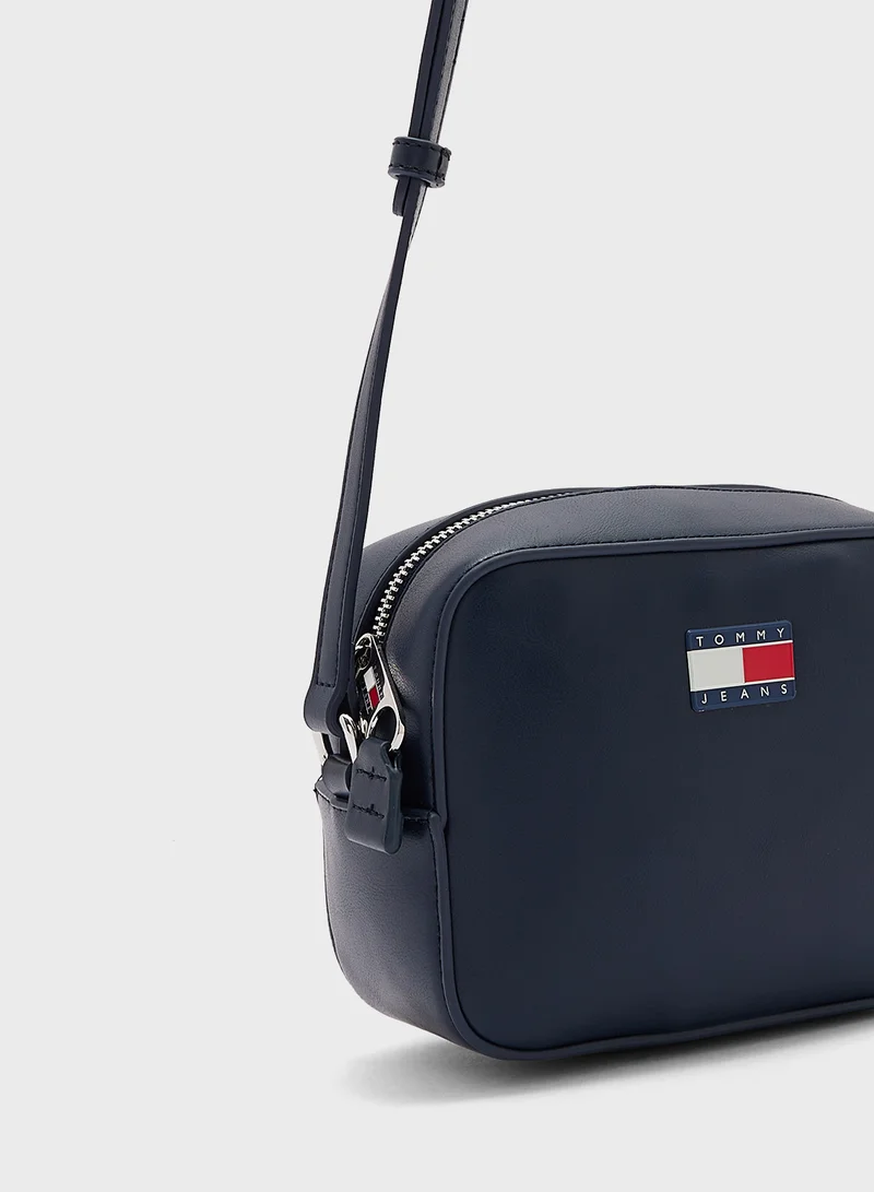 TOMMY JEANS Logo Detail Zip Over Crossbody
