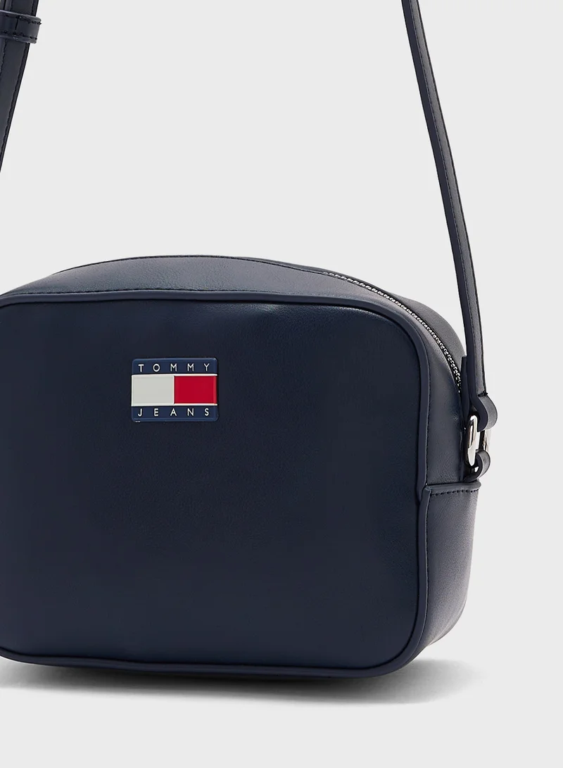 TOMMY JEANS Logo Detail Zip Over Crossbody