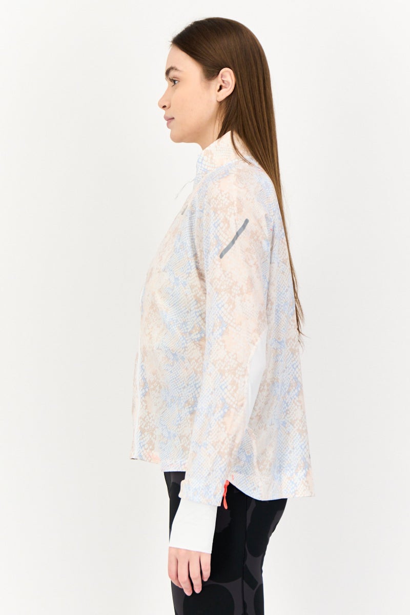 Adidas جاكيت رياضي نسائي بأكمام طويلة مناسب للجري، متعدد الألوان - Image 2