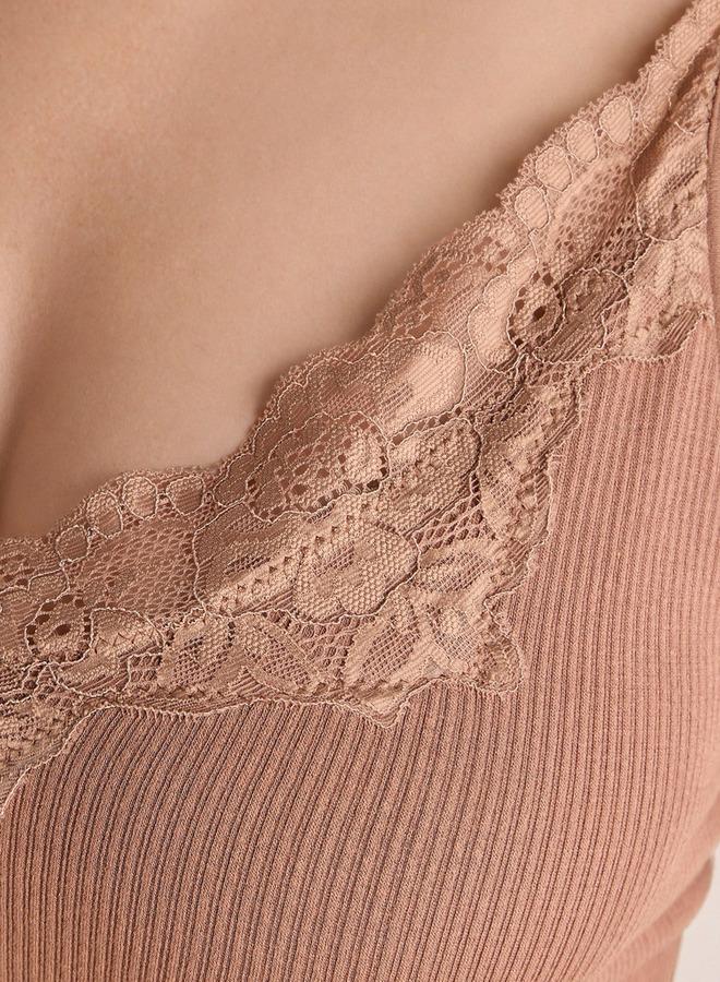 Splash FAV Ribbed Shaping Camisole with Lace Inserts and Adjustable Straps - Image 3