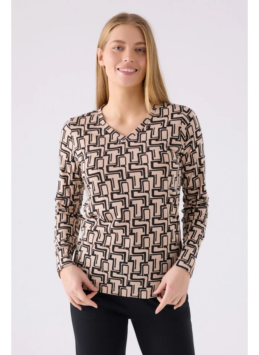 بيير كاردان Women's Cream Long Sleeve Pajama Set