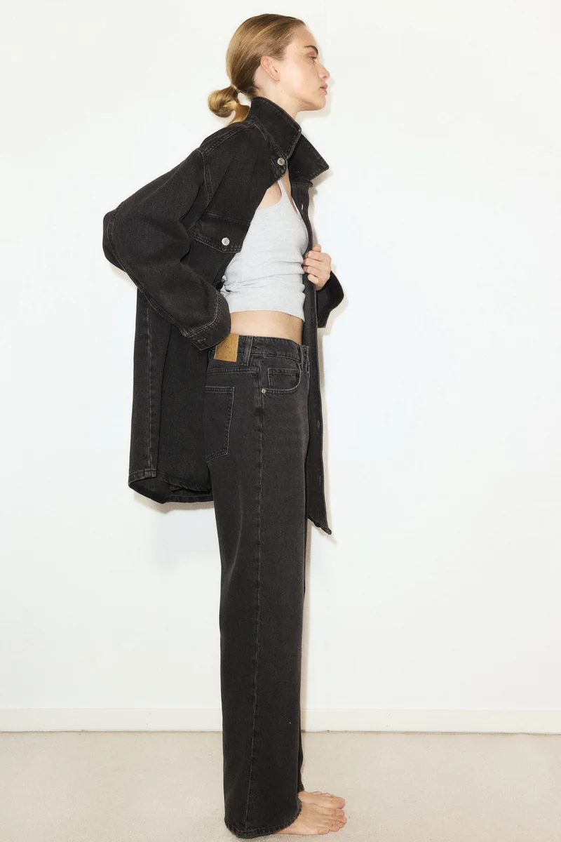 اتش اند ام جينز بخصر عادي وقصّة مستقيمة