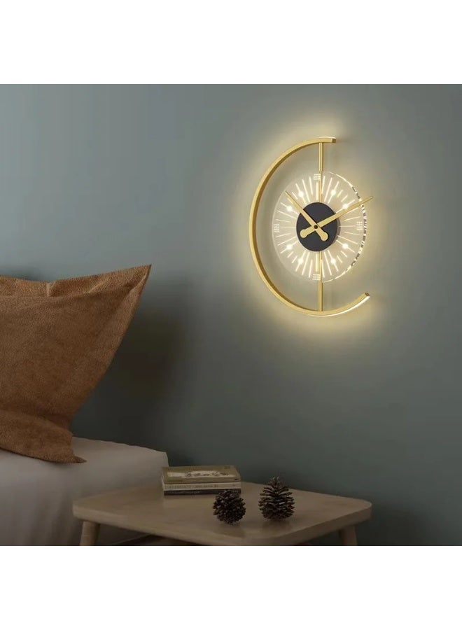 ساعة حائط مضيئة مودرن بتصميم هلال ذهبي – إنارة جدارية فاخرة - Image 3