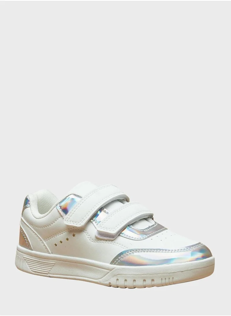 شو اكسبرس Kids Velcro Low Top Sneakers