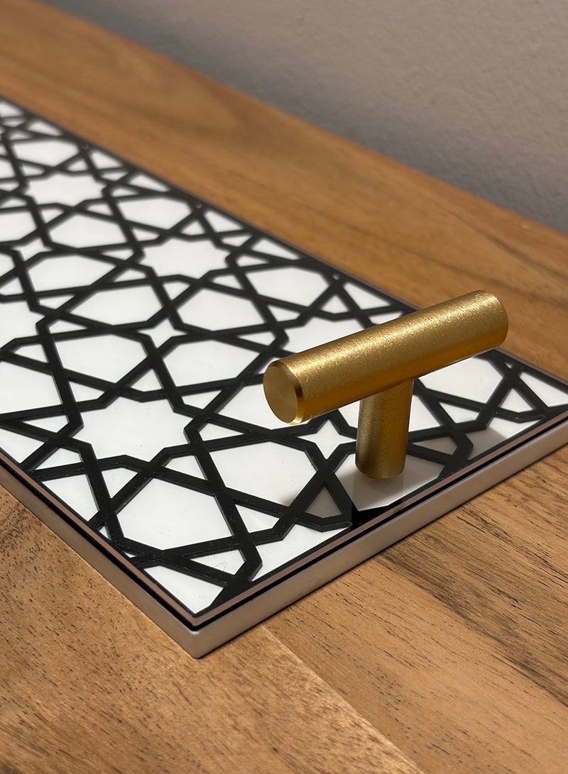 لوحة صينية تقديم من الأكريليك بتصميم مزخرف ومقابض معدنية ذهبية اللون - Image 4