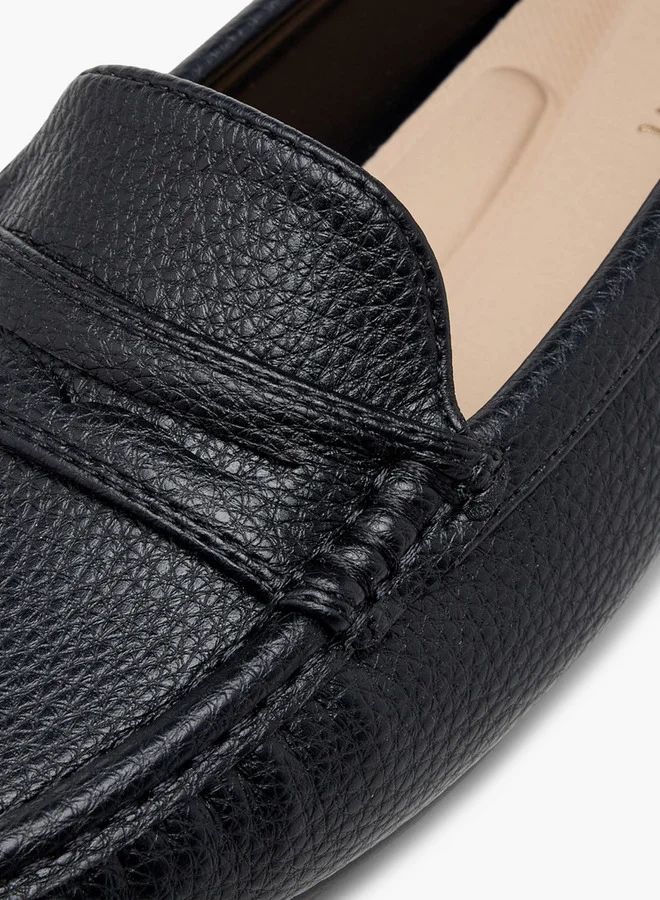 لو كونفورت Solid Slip-On Moccasins