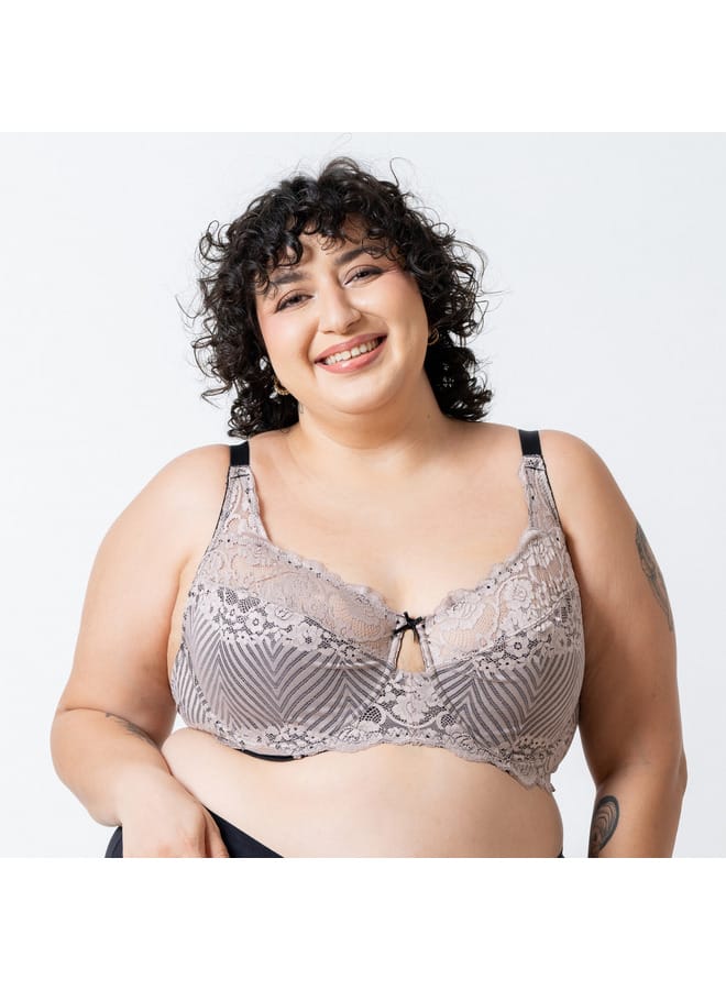 Aadaraya Aadaraya Laced Bra with Hook and Eye Closure  - Image 1