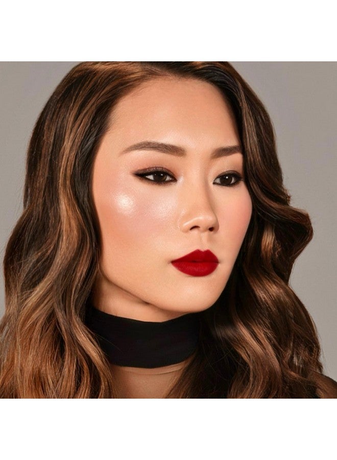 Le Metier De Beaute Colour Core Long-Lasting Matte Lipstick, Highly Pigmented Color, Infused with Argan Oil & Vitamin E (New York - classic red) - Image 4