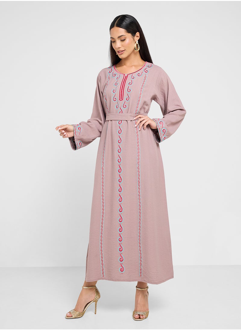 hayas closet Emroidered Belted Jalabiya  - Image 4