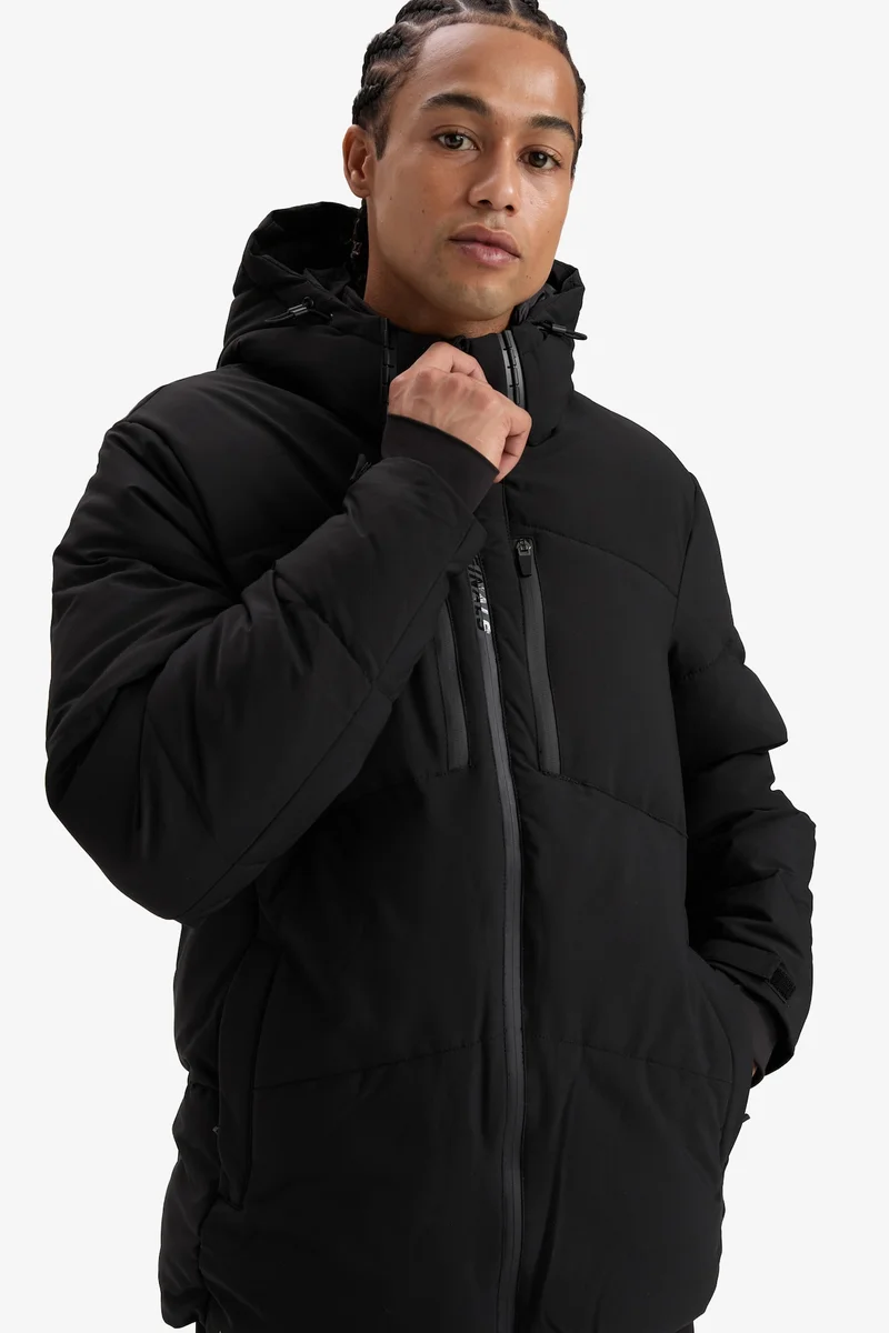 Defacto DeFactoFit Slim Fit Waterproof Pockets Hooded Puffer Jacket