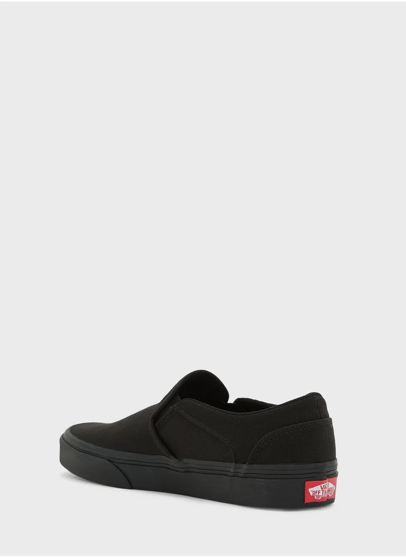 VANS Essential Asher Sneakers