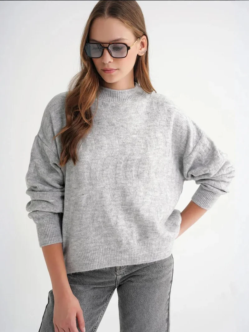 Mixray Grey Mixray Ribbed Knitwear Pullover Sweater with Hair Braid Pattern for Women | Best Price UAE