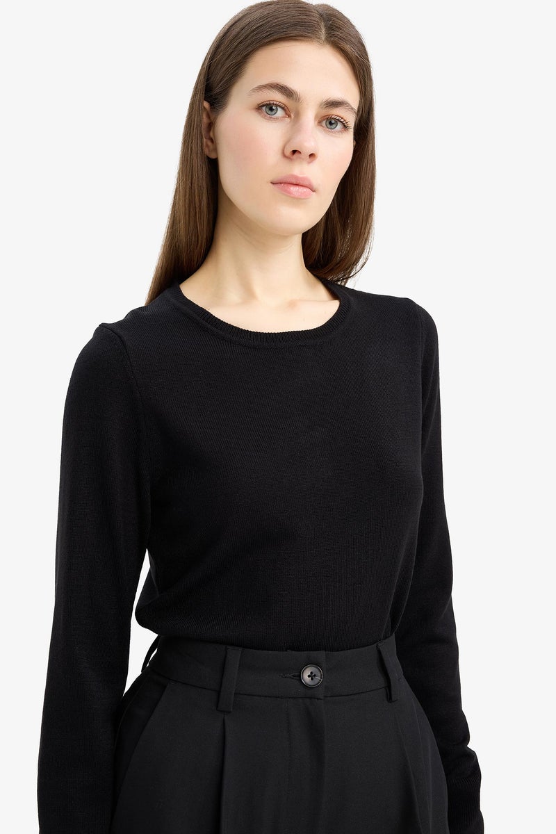 DeFacto Black Woman Regular Fit Crew Neck Knitwear Pullover Casual - Image 4