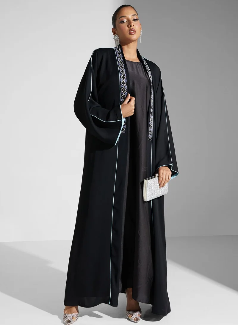 hayas closet Embellished Flared Sleeve Abaya