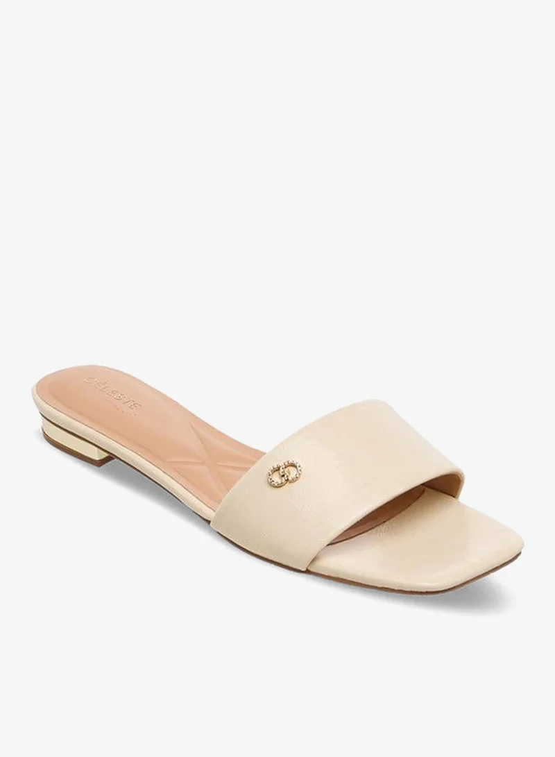 سيليست Women Solid Flat Sandals