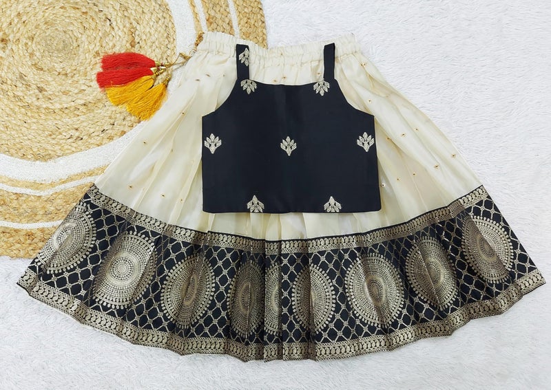 COMRATE Girl's Silk Baby South Indian Black Pattu Pavadai Readymade Lehenga Choli Set For Kids-2-3 Years - Image 3