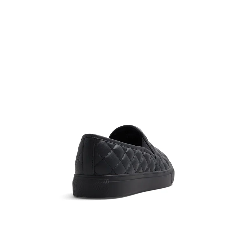 كول ات سبرنج IGGYY Quilted Slip-On Shoes