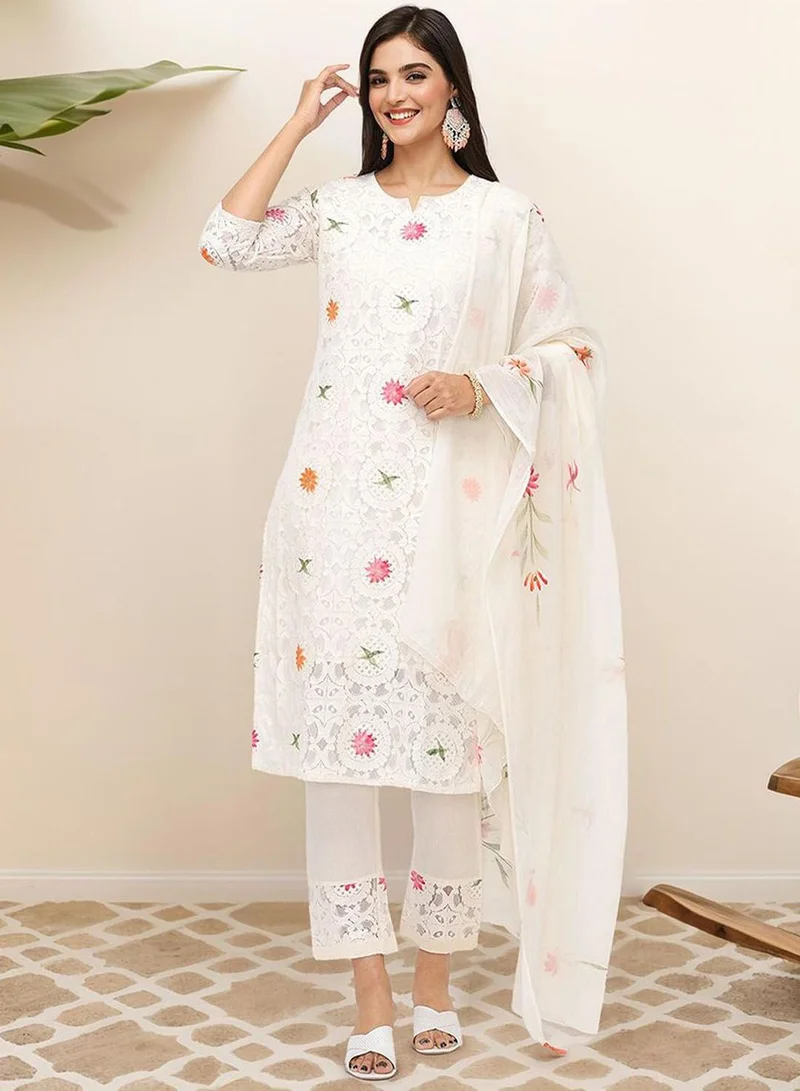 ISHIN  Regular Fit Three-Quarter Sleeve Printed Off White Cotton Woven Kurta Set For Women Flat Collar Perfect For Wedding And Engagement Pull On Closure for Women | Best Price UAE