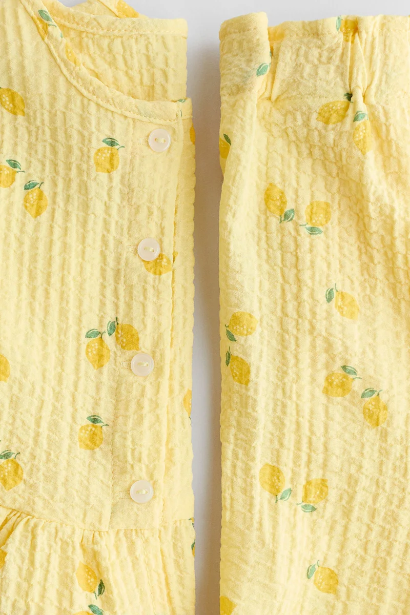 اتش اند ام طقم من نسيج قطني مجعد - قطعتين