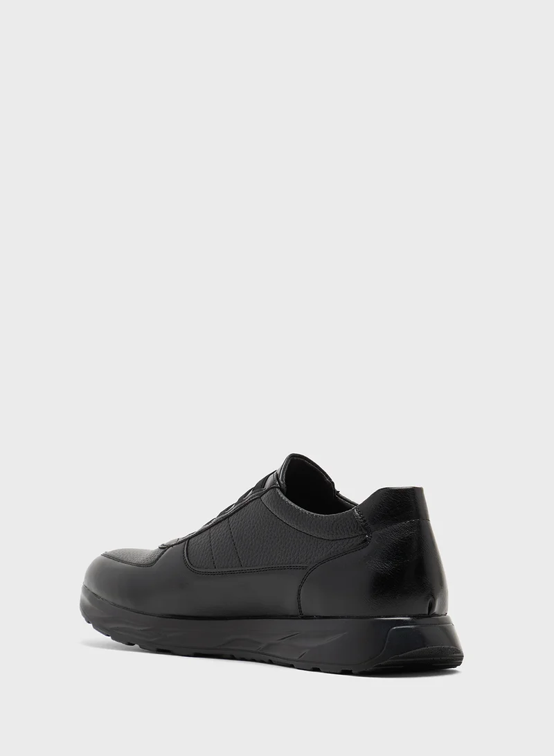 Robert Wood Hybrid Casual Slip Ons