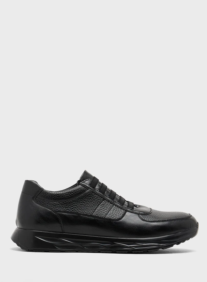Robert Wood Hybrid Casual Slip Ons