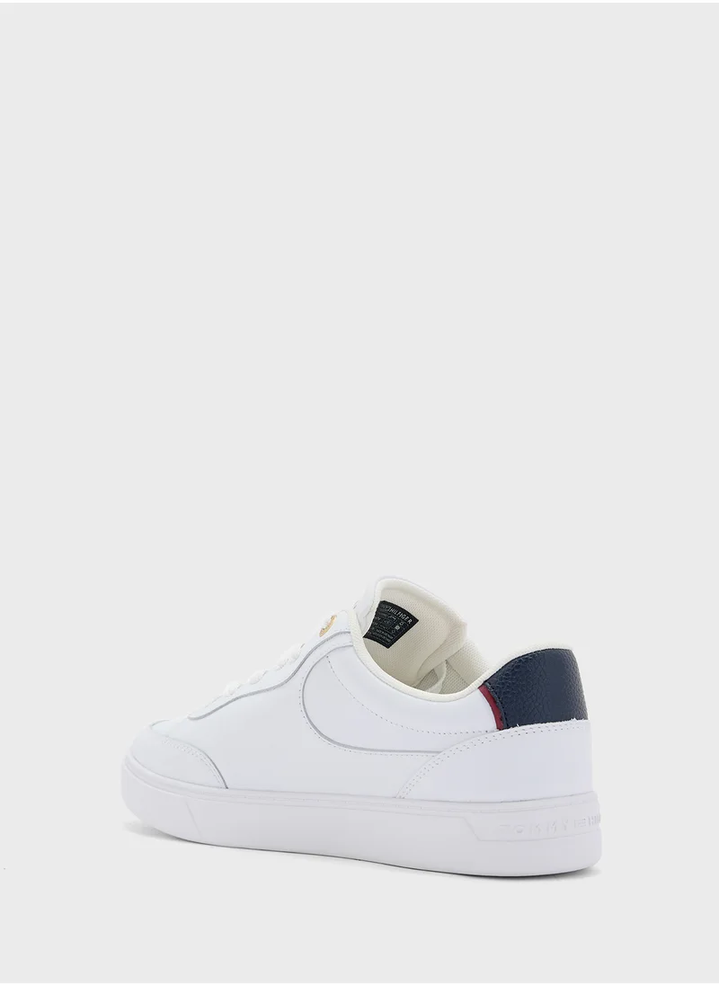 تومي هيلفيغر Logo Detail Lace Up Low Top Sneakers