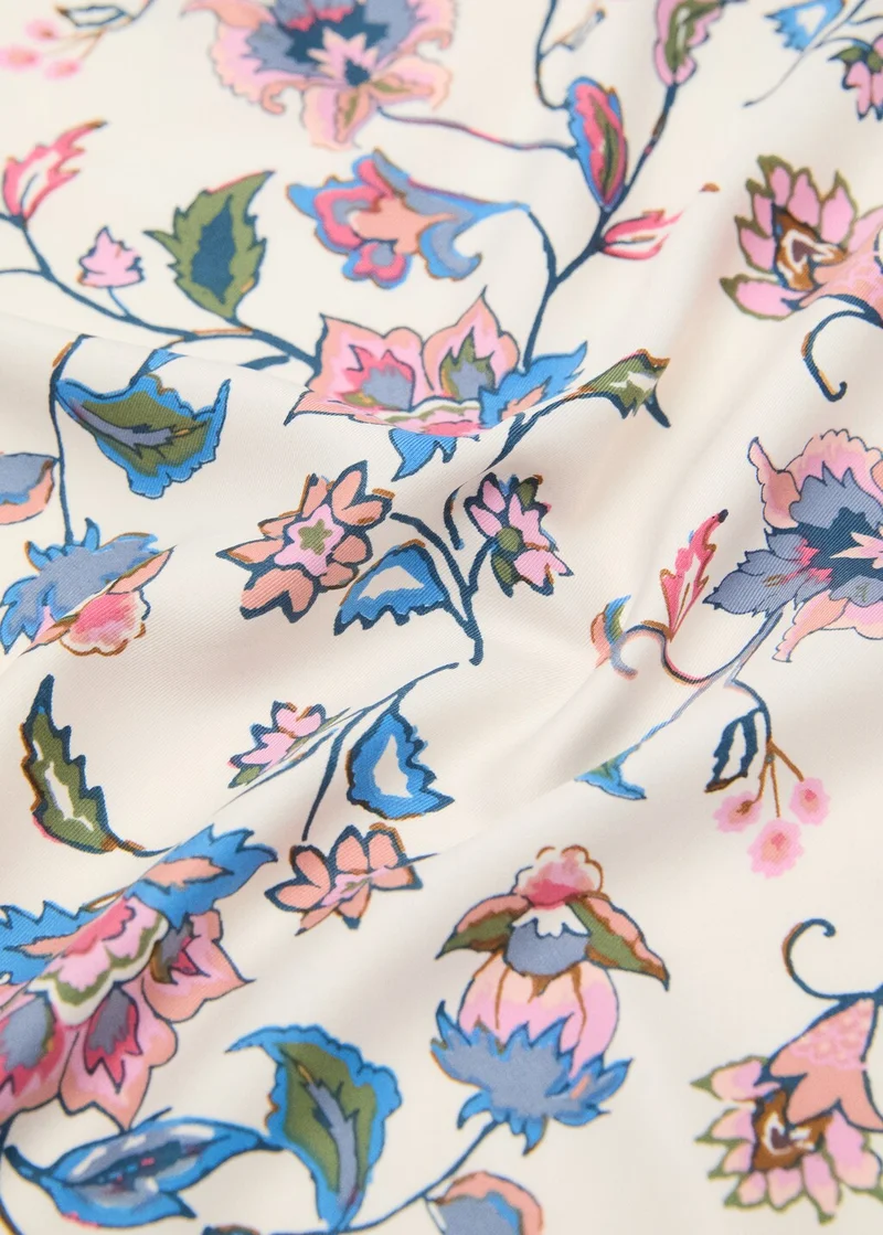 مانجو Floral Scarf