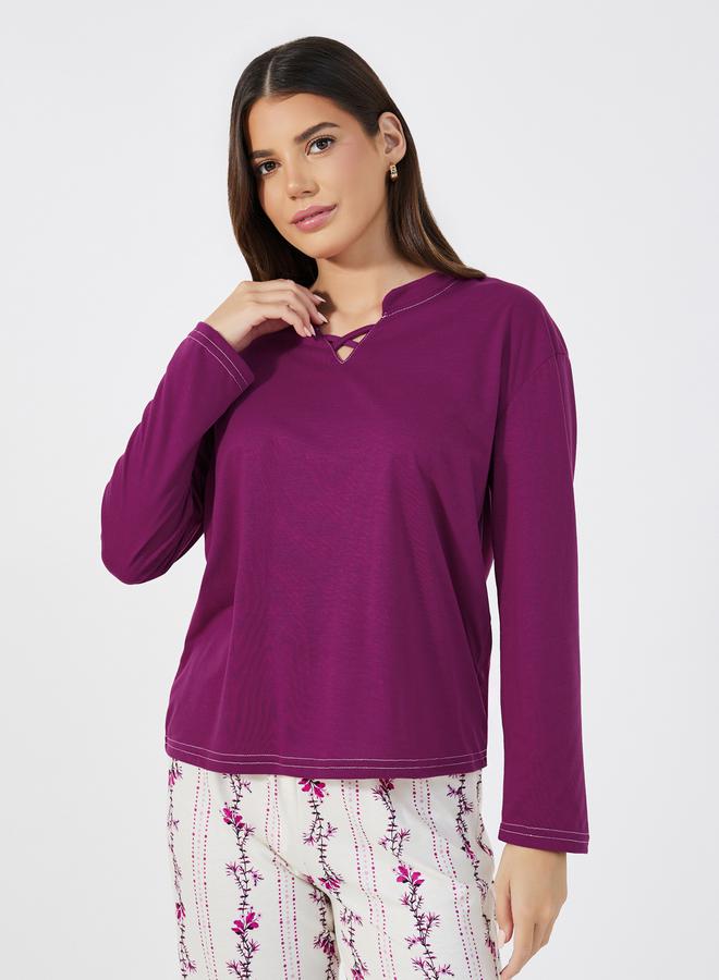 Styli Solid Notch Cross Front Detail T-Shirt & Floral Print Pants Pyjama Set - Image 2