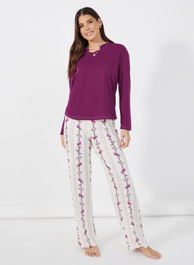 Styli Solid Notch Cross Front Detail T-Shirt & Floral Print Pants Pyjama Set - Image 1