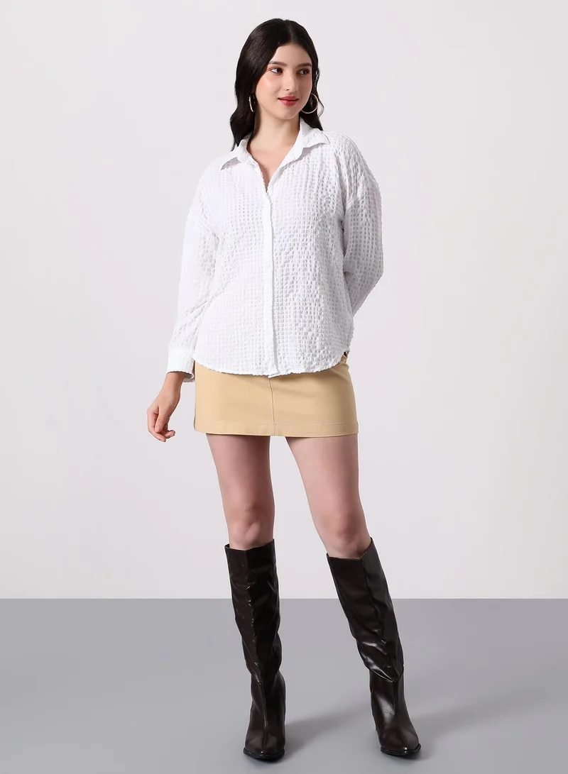 Pinacolada  Women's Cloud White Cubic-Seersucker Oversized Shirt | نساء | أكمام طويلة | سادة | طوق منتشر | كاجوال كبير الحجم | قميص for Women | Best Price UAE