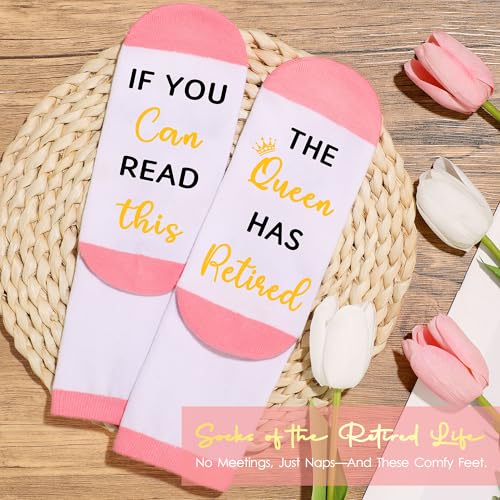 Launrada Retirement Gift for Woman 2026 Retired Gifts for Women Happy Cool Retirement Gift Basket for Women Coworker Teacher Nurse Boss Friend Mom Grandma Retirees, 20Oz Tumbler Card The Queen Has Retired Sock - Image 3