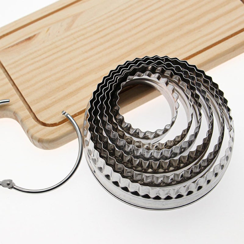 6 Piece Stainless Steel Round Cookie Cutter Set With Fluted And Smooth Edges For Baking - Image 5