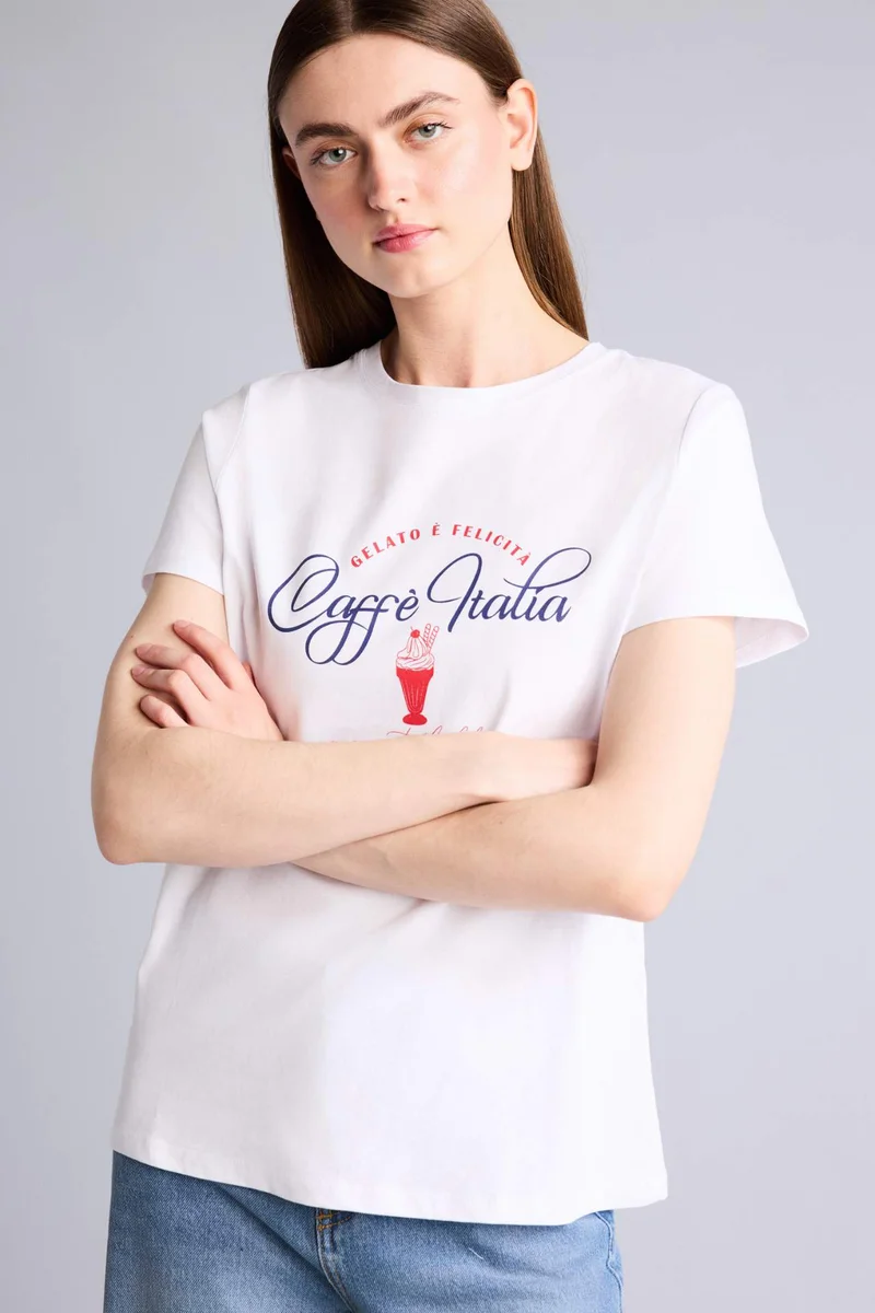 ديفاكتو Regular Fit Crew Neck Slogan Short Sleeve T-Shirt